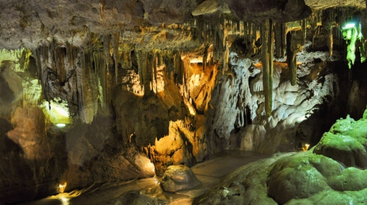 nature-france-rocks-caves (1)